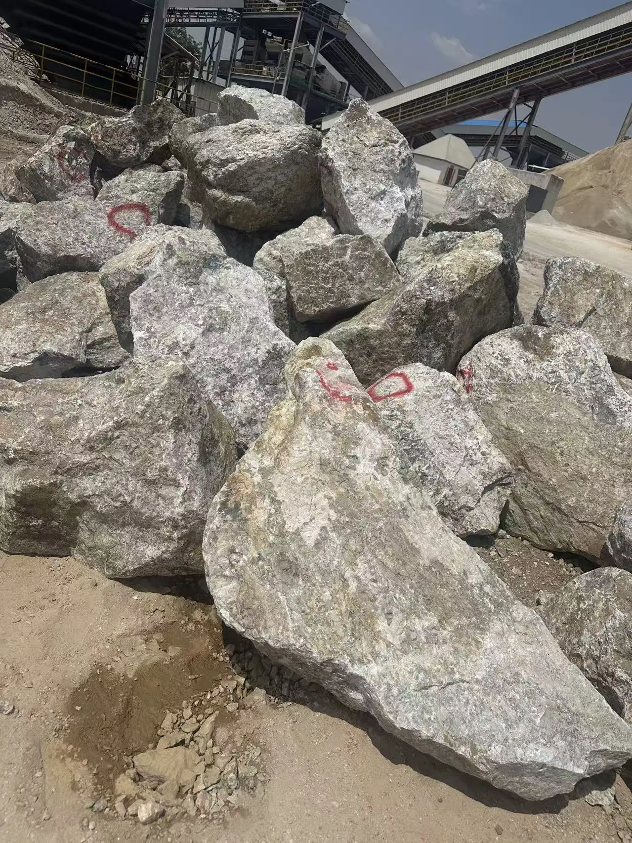 Large-volume spodumene ore at a mining operation